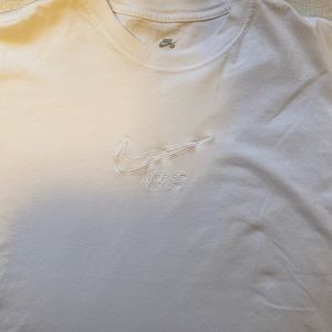 Nike SB White T-Shirt